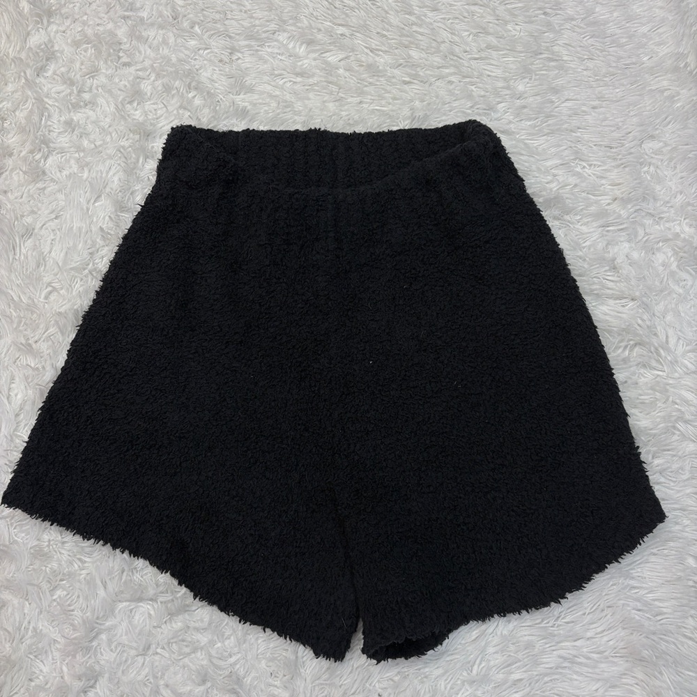 SKIMS Cozy Knit Unisex Shorts Black - Picture 3 of 5